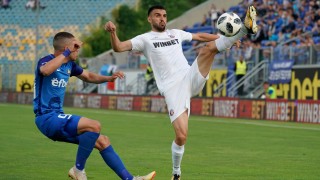 Левски - Етър 1:0 (Развой на срещата по минути)