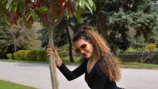 Райна засади дръвчета в Сандански (СНИМКИ)