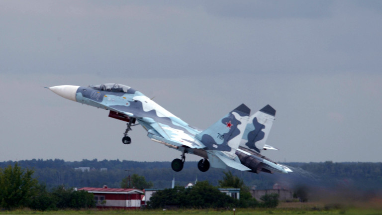 Руски изтребител Су-30 е бил вдигнат по спешност, след като