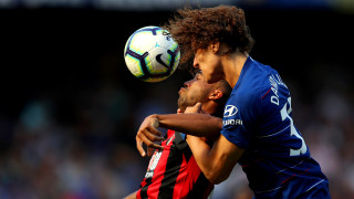 Защитникът на Челси Давид Луис ще подпише нов договор с