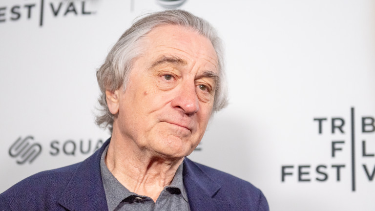 Съдят Робърт де Ниро за сексуален тормоз и дискриминация