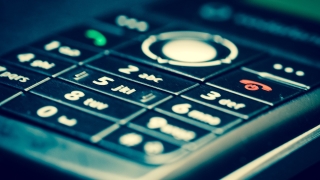 Мобилните оператори ще изчакат да получат официалната заповед на Комисията