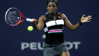 Атрактивната гъркиня Мария Сакари елиминира поставената под №2 холандка Кики