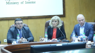 Шофьорите да бъдат внимателни да спазват пътните знаци организацията на