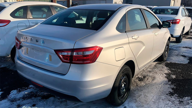 Новата Lada Vesta FL, която се очаква да се продава и в Европа