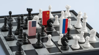 Съединените щати започнаха нова Студена война срещу Русия и Китай