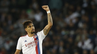 Лион е отворен за продажба на халфа Лукас Пакета Футболистът