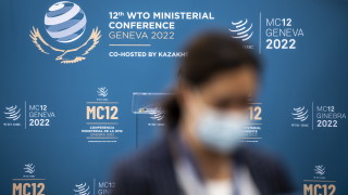 Световната търговска организация е пред колапс изправена пред кризи по време на война