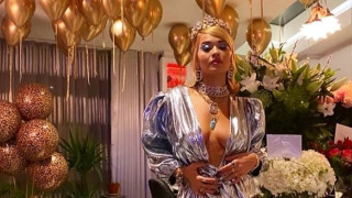 Рита Ора е свикнала да бъде център на внимание но