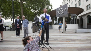 Представител на звеното за борба с тероризма към британската полиция