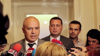 Предсрочни избори са пагубни за държавата Тази позиция изрази в