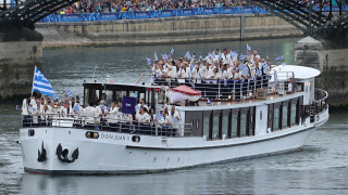 Сптортист от олимпийската длегация на Гърция е бил отстранен от Игрите