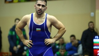 Михаил Георгиев борба свободен стил до 79 кг започна участието