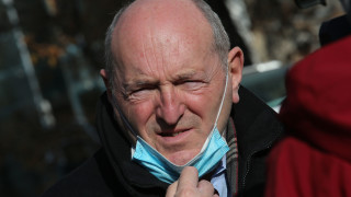 Изпълняващият длъжността президент на Българския футболен съюз Михаил Касабов изпрати