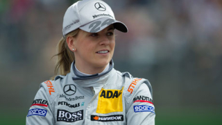 Още една жена с тестове във Формула 1