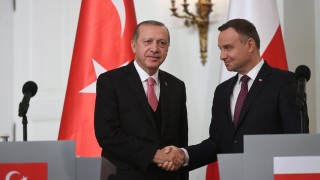 Полша се надява че в крайна сметка Турция ще се