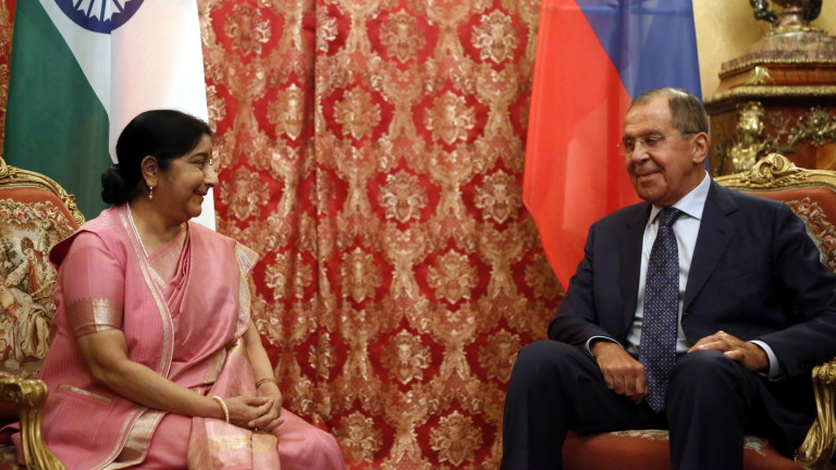 Русия и Индия се заричат все повече да търгуват в рубли и рупии