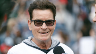 Животът на Чарли Шийн определено е достоен за филм защото актьорът