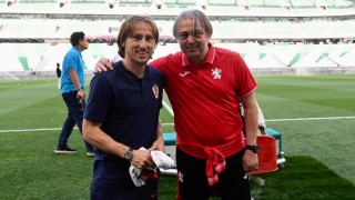 Селекционерът на националния ни отбор по футбол Ясен Петров