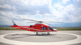 Медицинският хеликоптер транспортира жена с тежка черепно мозъчна травма от