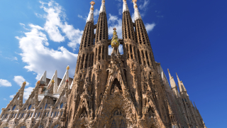 Саграда Фамилия в Барселона най-накрая ще бъде завършена