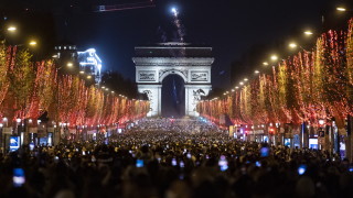 С настъпването на Новата 2022 г Франция поема председателството на