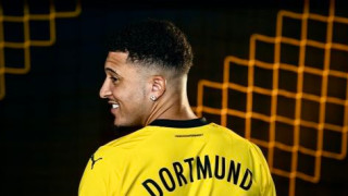Английският нападател Джейдън Санчо официално се завърна в Борусия Дортмунд две