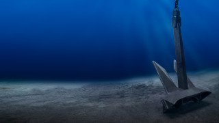 Финландската полиция съобщи във вторник че е извадила голяма котва