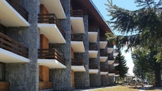 Националните спортни бази Белмекен Спорт Палас Раковски и гребните центрове