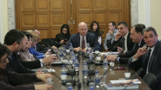 Българчетата в Сърбия без учебници на роден език