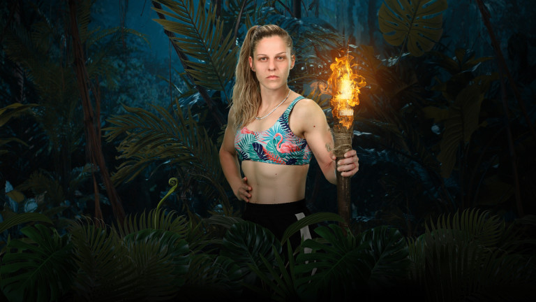 Александра Накова