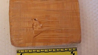 Задържаха две жени на 33 и 66 г с 0 5