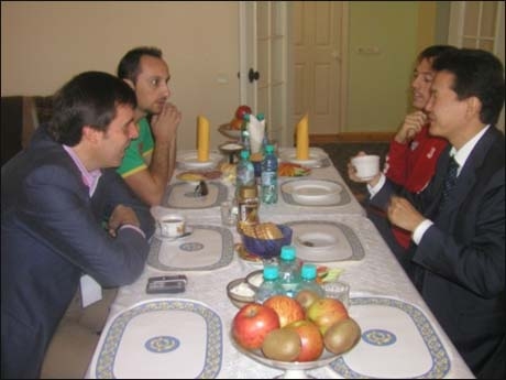 150 полицаи пазят Веселин Топалов в Елиста