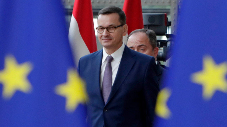 Полският премиер Матеуш Моравецки иска разполагане на допълнителен брой американски