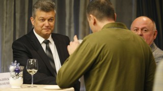 Шефът на съдиите Петър Петров който присъства на церемонията