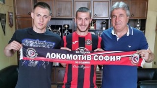Полузащитникът Владимир Семерджиев най вероятно ще се завърне в Локомотив София твърди