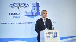 Генералният секретар на НАТО Йенс Столтенберг подчерта необходимостта от укрепване