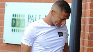 Бразилецът Ричарлисон може бъде представен в Евертън още тази вечер информират медиите