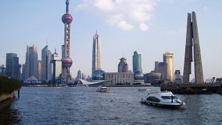 В Шанхай беше символично положен първия камък на сградата на