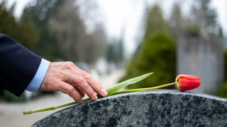 Снощи 1 април стана ясно че на 73 годишна възраст след