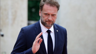 Хърватският министър на отбраната Марио Банозич беше ранен при пътен