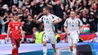 Унгарският нападател Барнабаш Варга който кара втора футболна младост смени