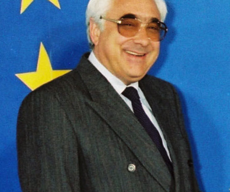 Андрей Луканов
