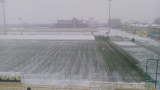 Делегатът на Ботев - Лудогорец: Постоянно трупа сняг