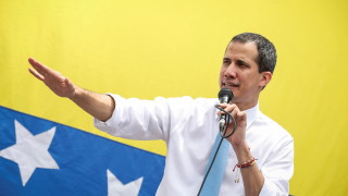 Опозиционният лидер на Венецуела Хуан Гуайдо не е получил убежище в