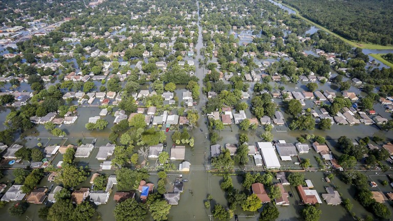 82 са жертвите на урагана „Харви” в Тексас