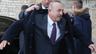 Турският външен министър Мевлют Чавушоглу коментира че Русия и Иран