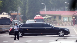 Президентът на Китай Си Дзинпин призова САЩ и КНДР да