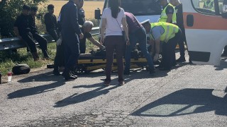 Нелегални мигранти са задържани при операция на СДВР в квартал