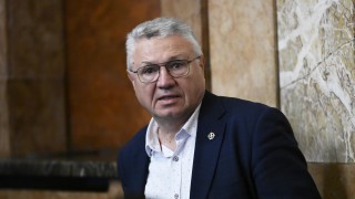 Служебният министър председател Андрей Гюров назначи Велизар Шаламанов за зам министър на